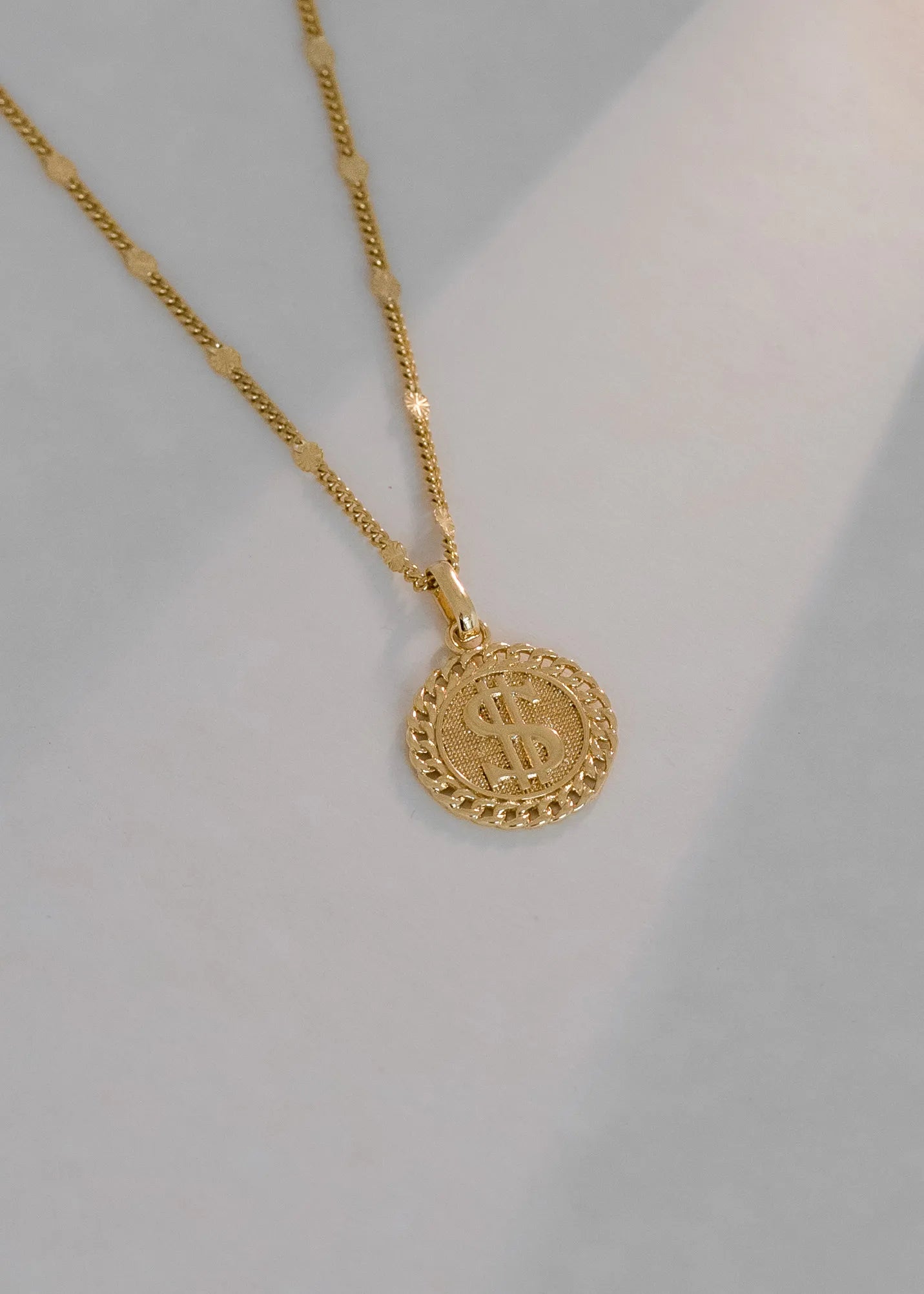Dije Signo Peso