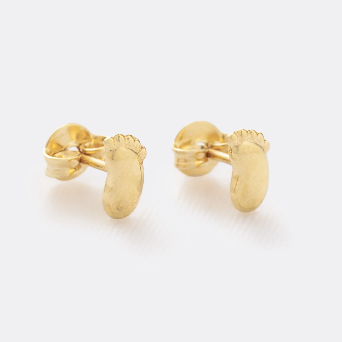 Arete Baby Feet