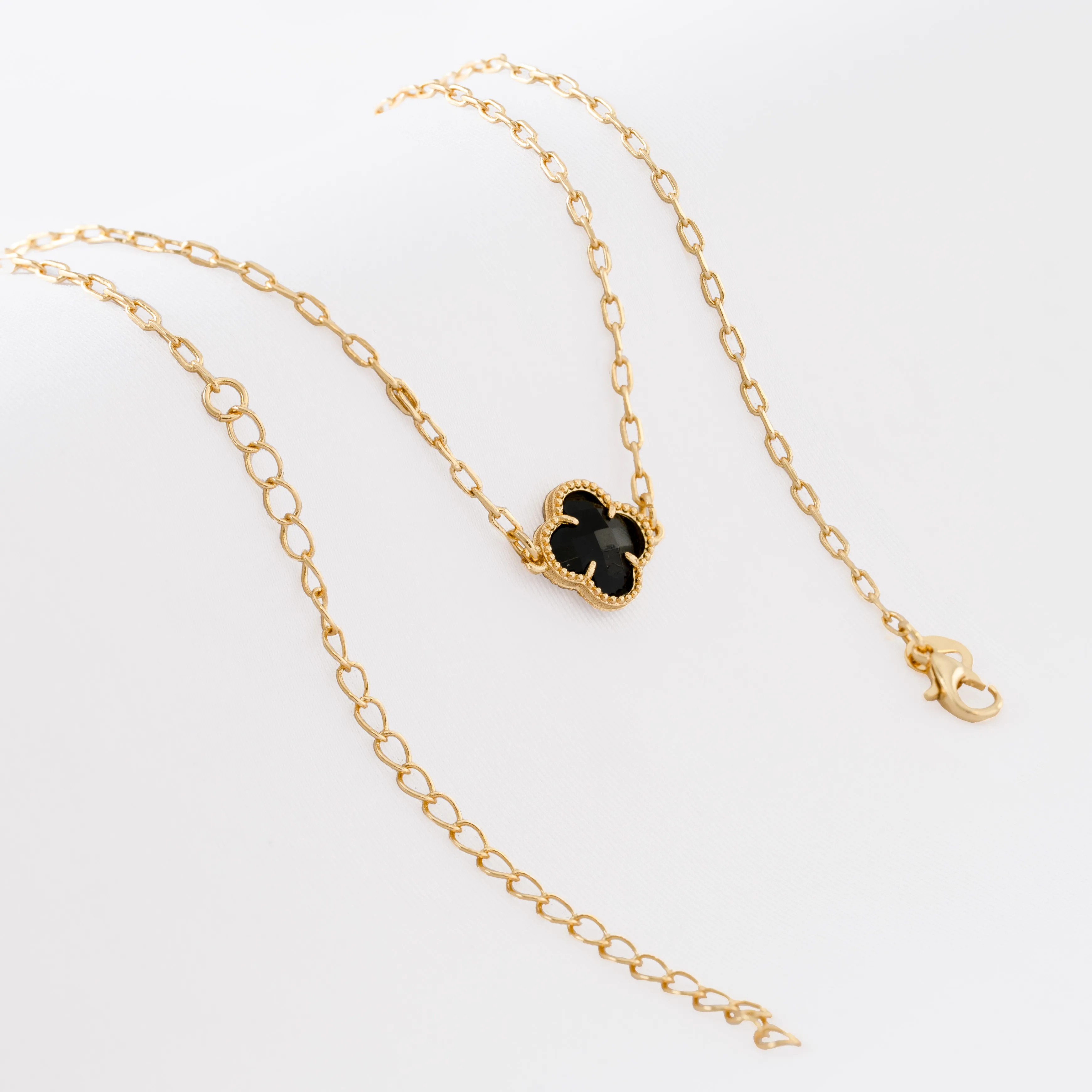 Gargantilla VC Negro 42 Cms + Extensor